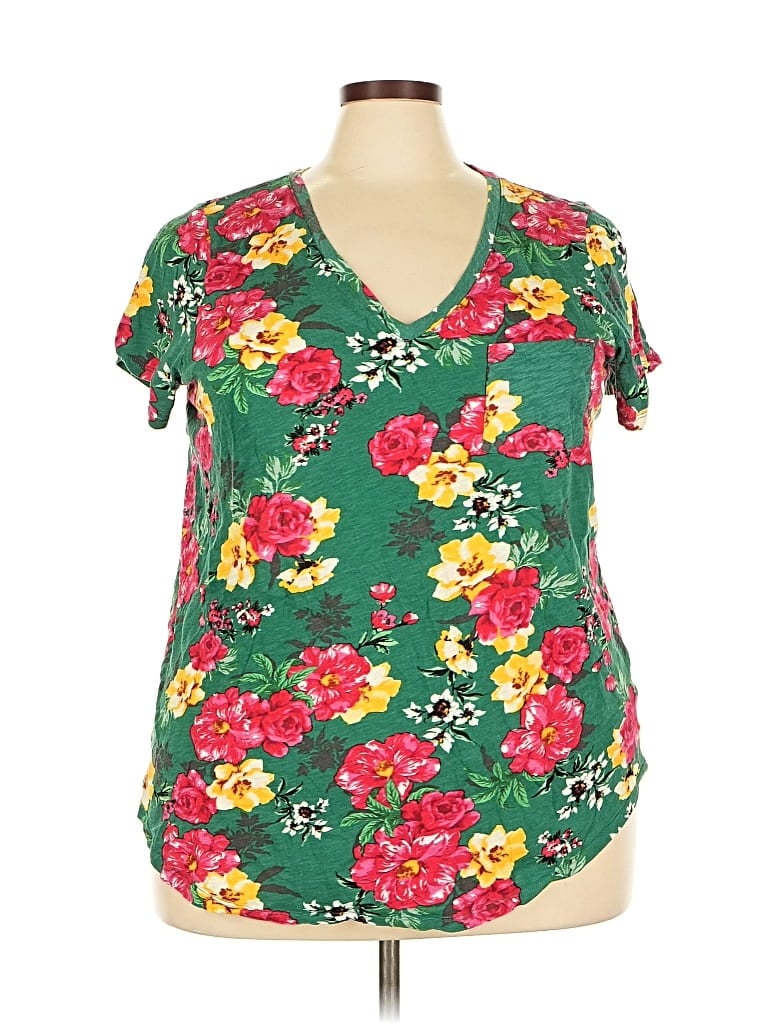 Pre-owned Torrid Short Sleeve T-shirt In Green