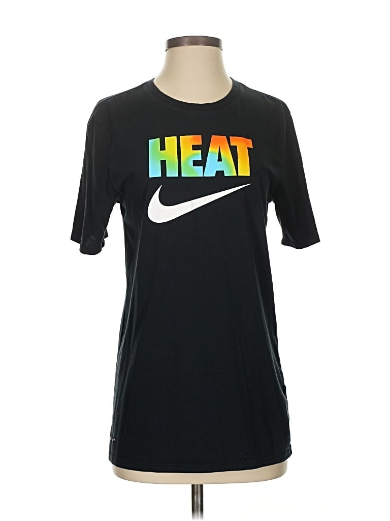 Pre-owned Nike Short Sleeve T-shirt In Black