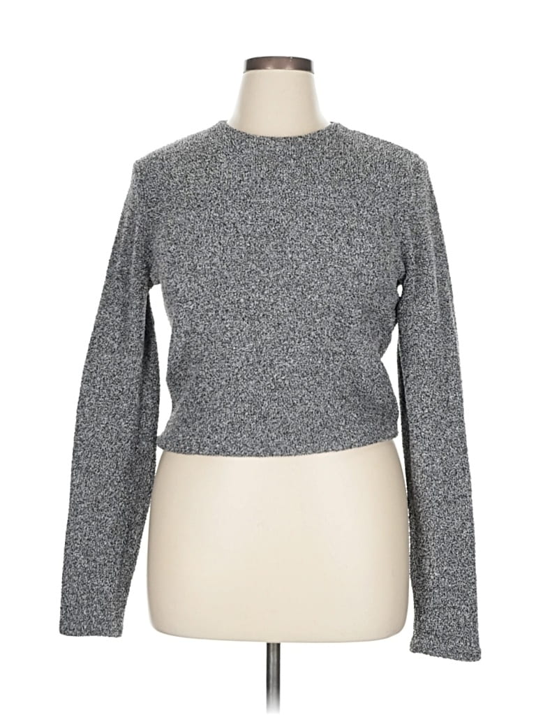 Pre-owned Yitty Pullover Sweater In Gray