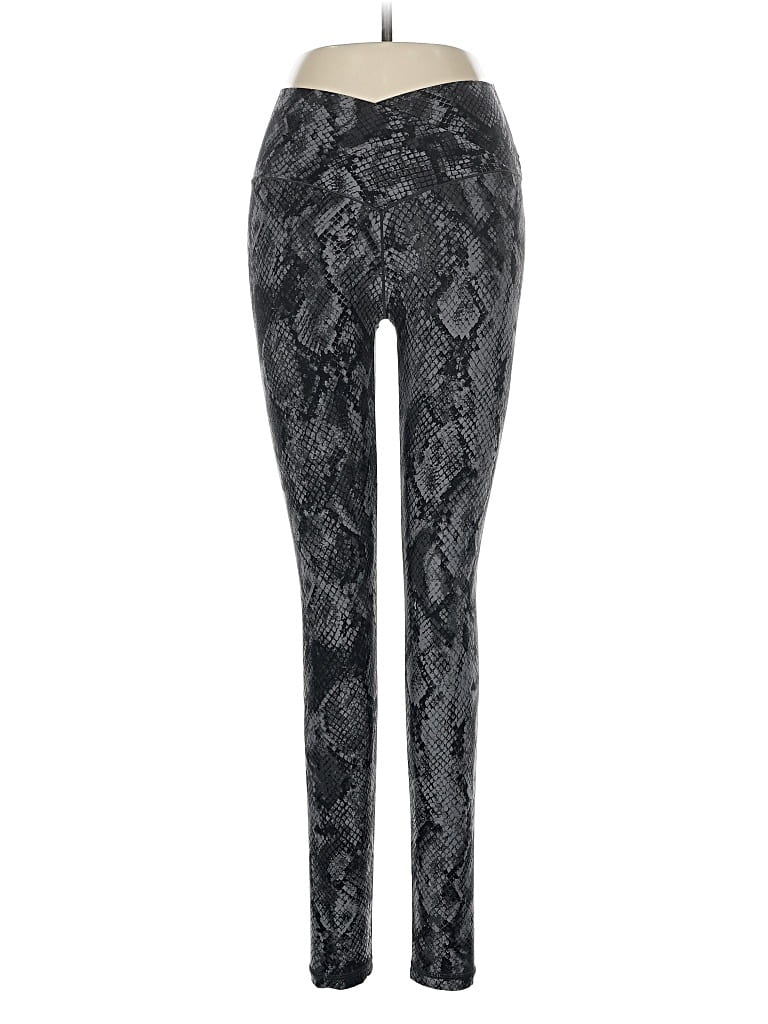 Pre-owned Offline By Aerie Leggings In Gray