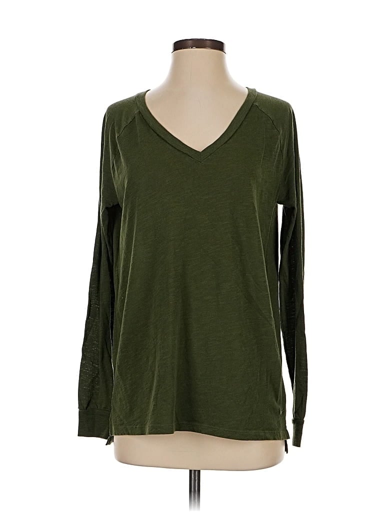 Pre-owned Victoria's Secret Pink Long Sleeve T-shirt In Green