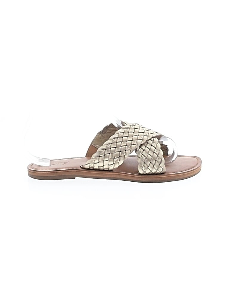 UNIVERSAL THREAD Pre-owned Sandals In Gold