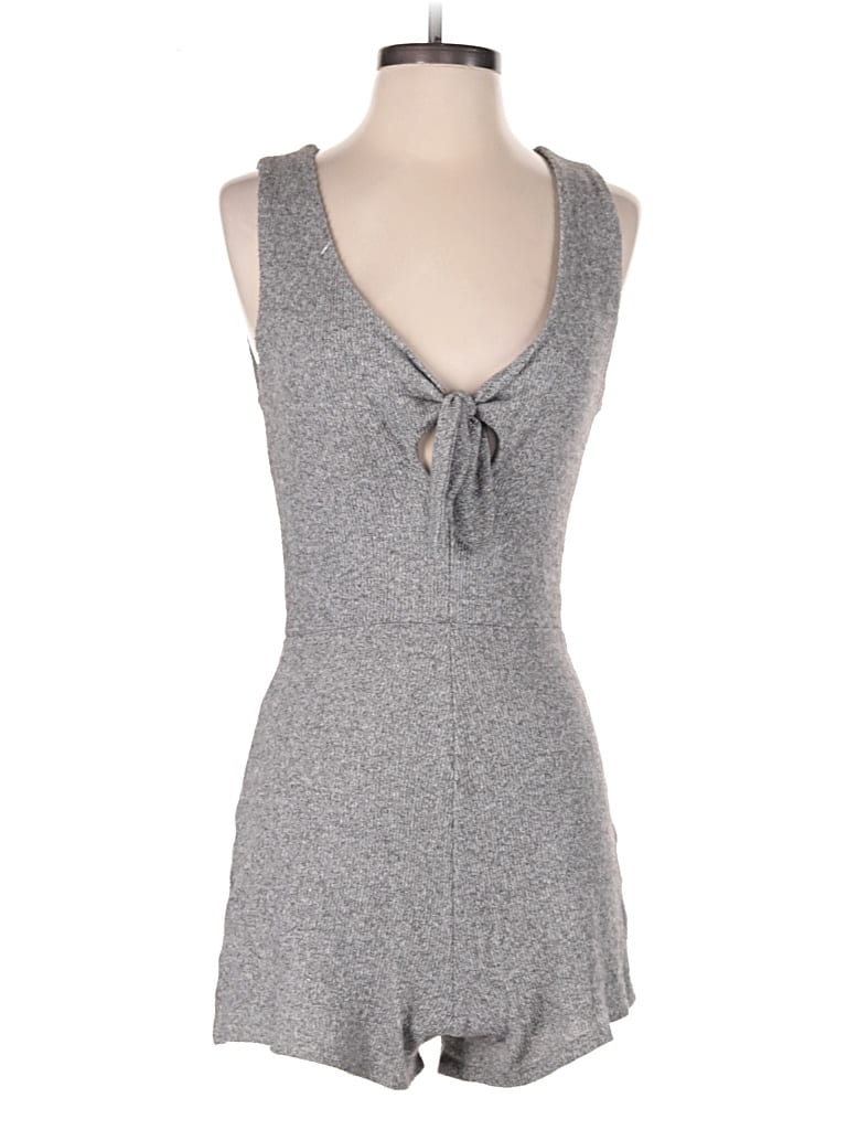 Pre-owned Kendall & Kylie Romper In Gray