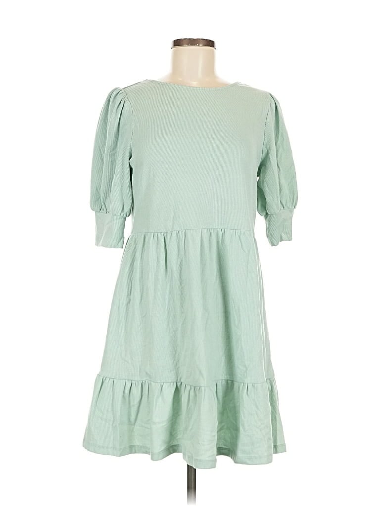 Pre-owned Doe & Rae Casual Dress In Green
