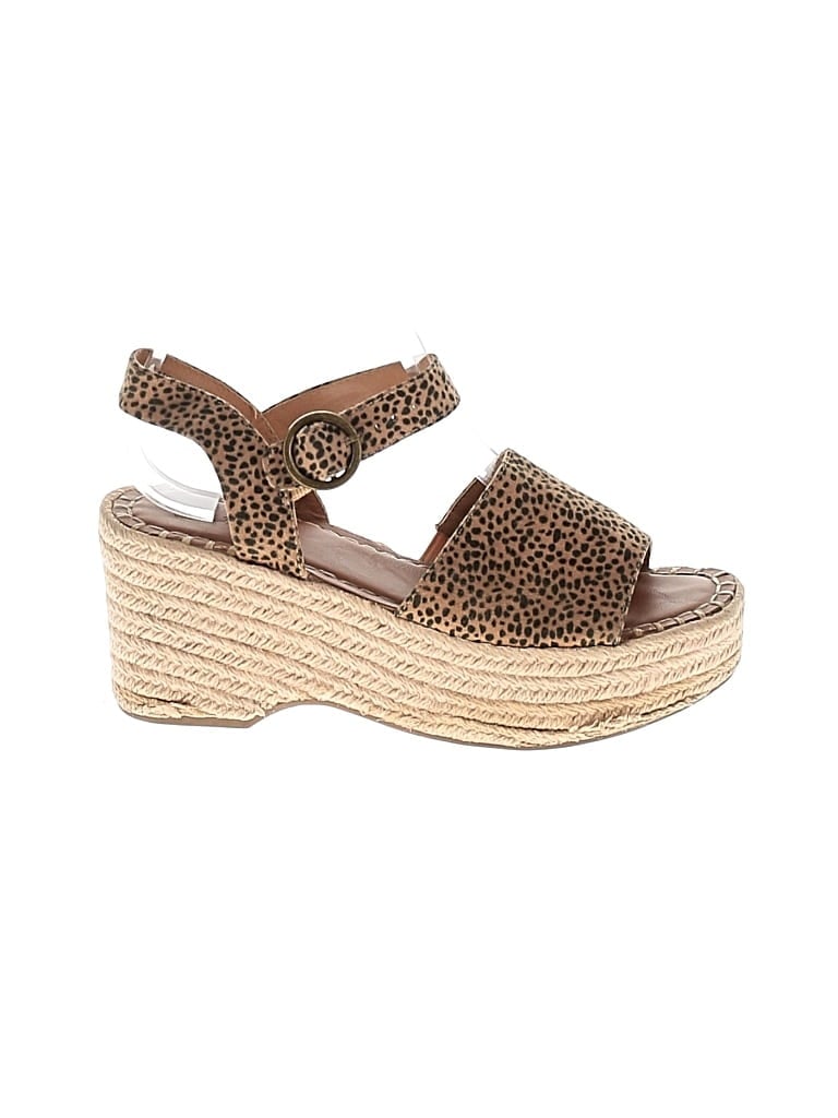 UNIVERSAL THREAD Pre-owned Heels In White