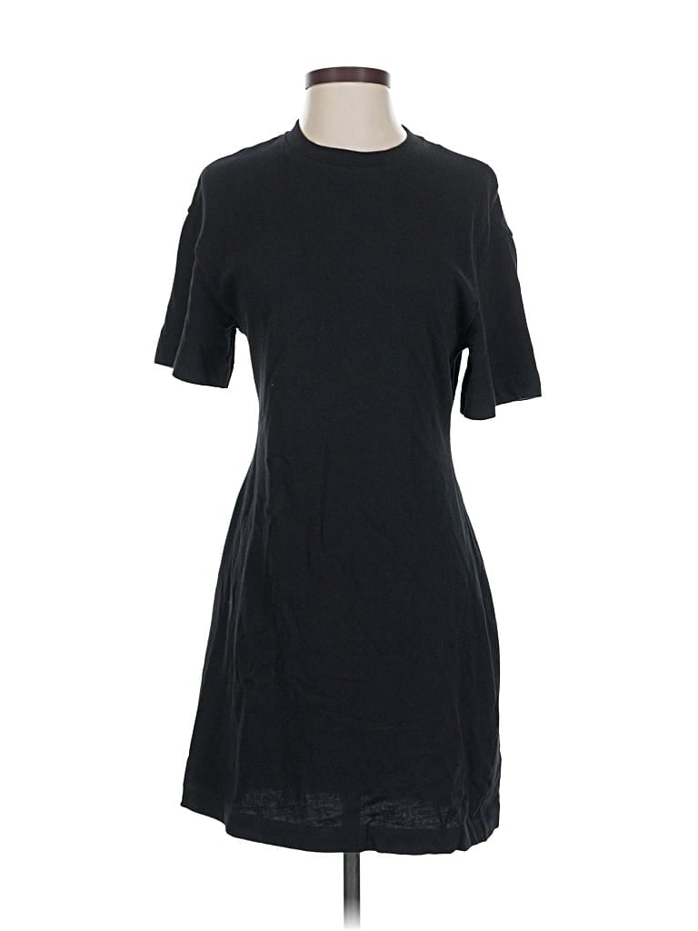 Pre-owned H&m Casual Dress In Black