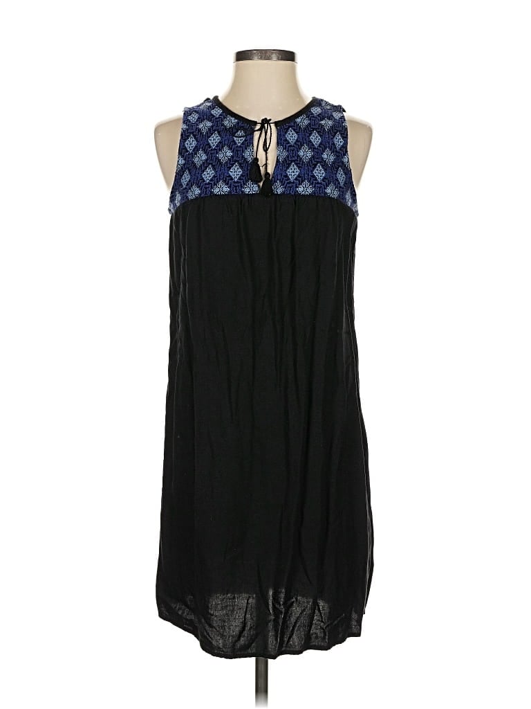 Pre-owned Old Navy Casual Dress In Black