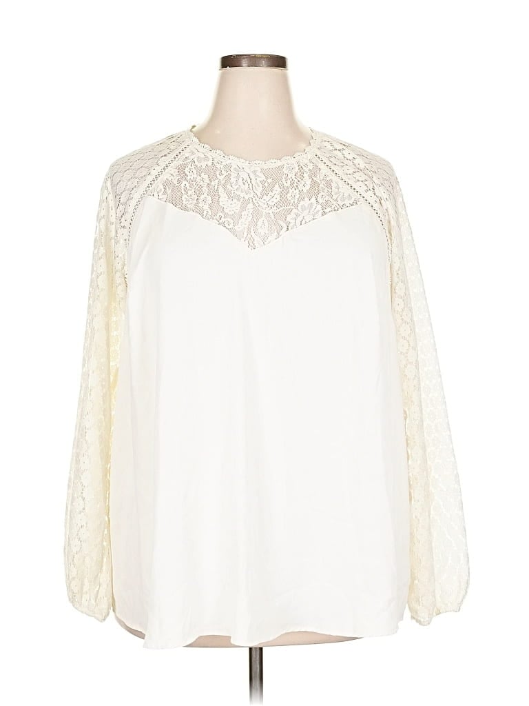 Pre-owned Torrid 3/4 Sleeve Blouse In White