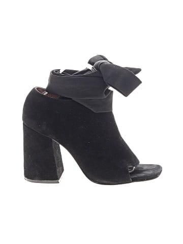 JAGGAR The Label Ankle Boots (view 1)