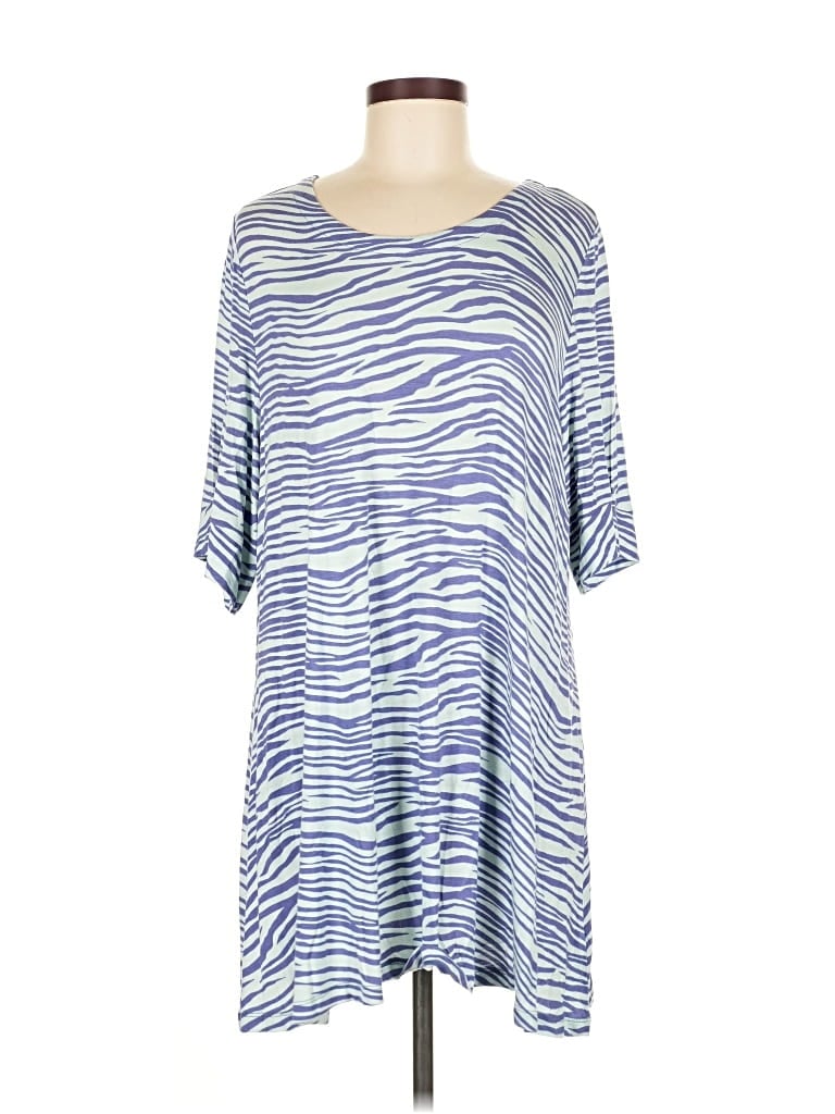 Pre-owned Logo By Lori Goldstein 3/4 Sleeve T-shirt In Blue