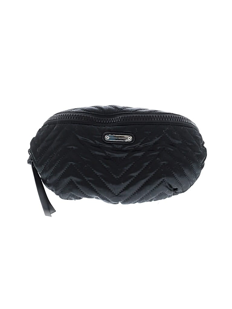 Pre-owned Vince Camuto Belt Bag In Black