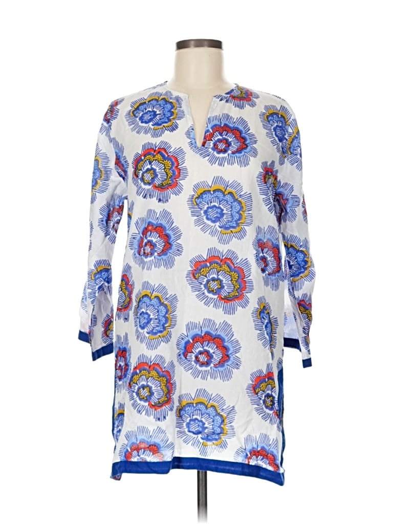 Click to view more detailed imagery on our partner's website Pre-owned Roberta Roller Rabbit Casual Dress In White