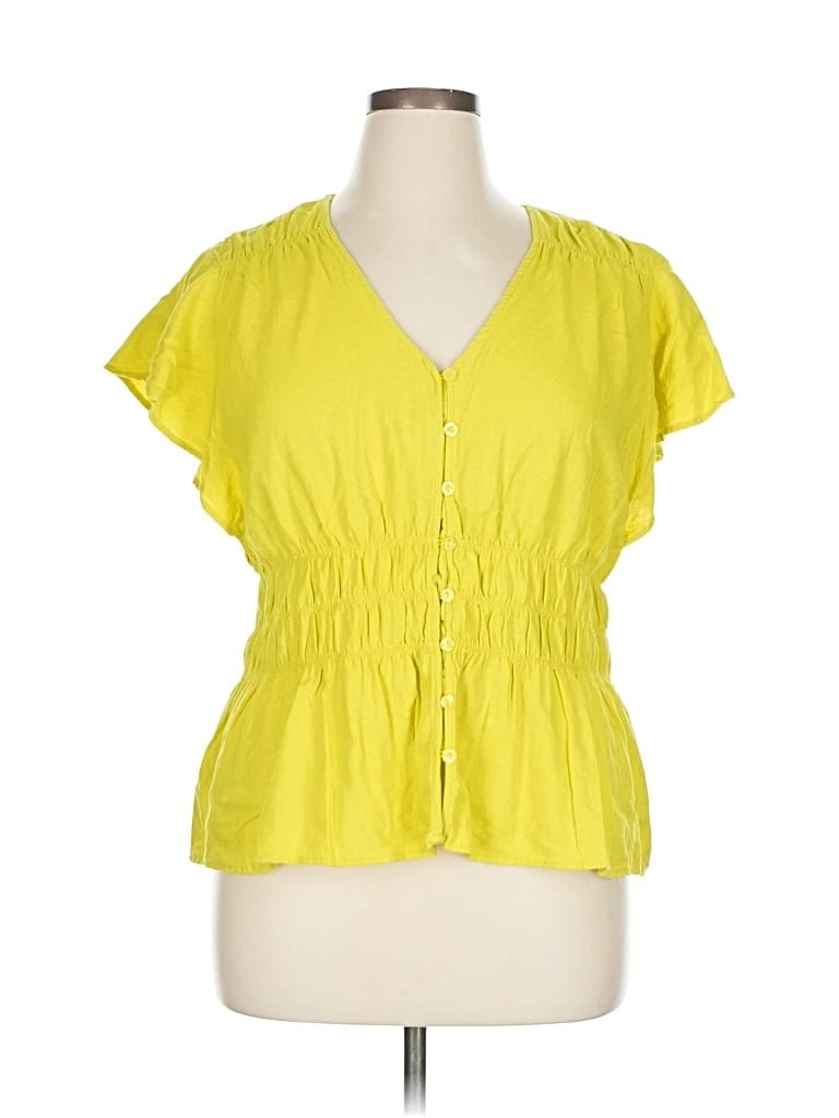 MARC NEW YORK ANDREW MARC Pre-owned Short Sleeve Blouse In Yellow