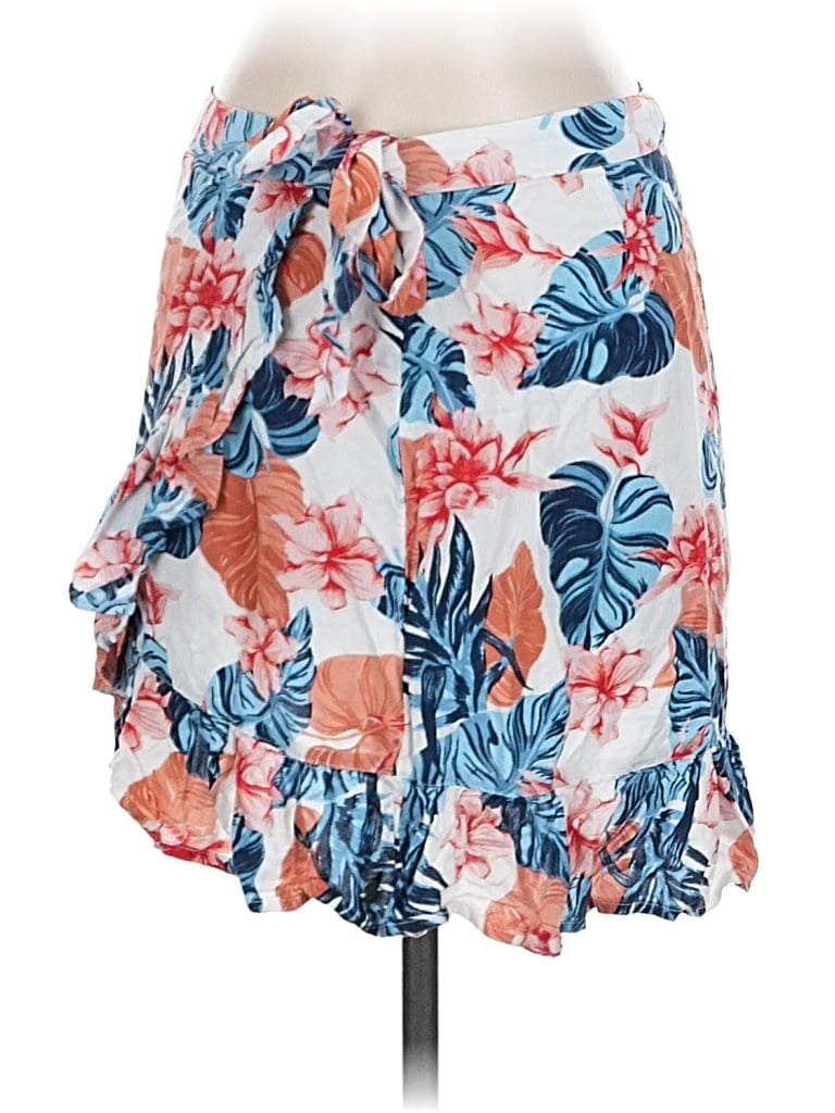 Pre-owned Roxy Casual Skirt In White