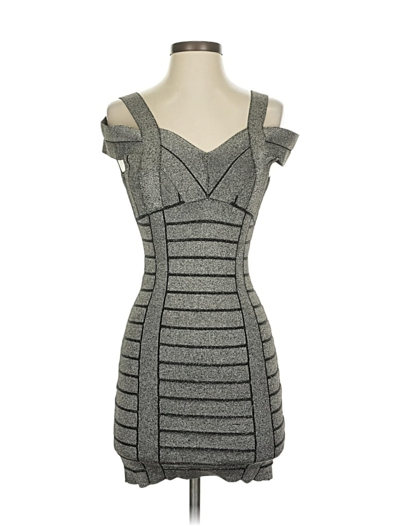 Pre-owned Guess Cocktail Dress In Gray