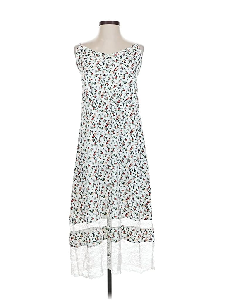 Pre-owned Little Moon Casual Dress In White