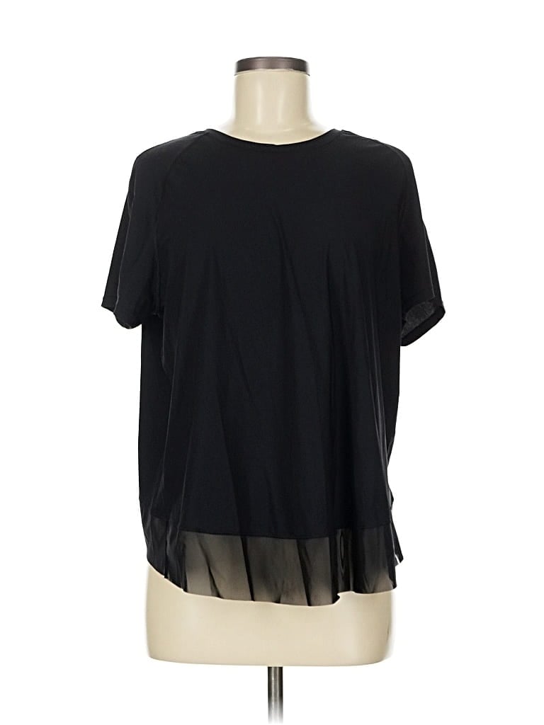 Pre-owned Lululemon Athletica Short Sleeve T-shirt In Black