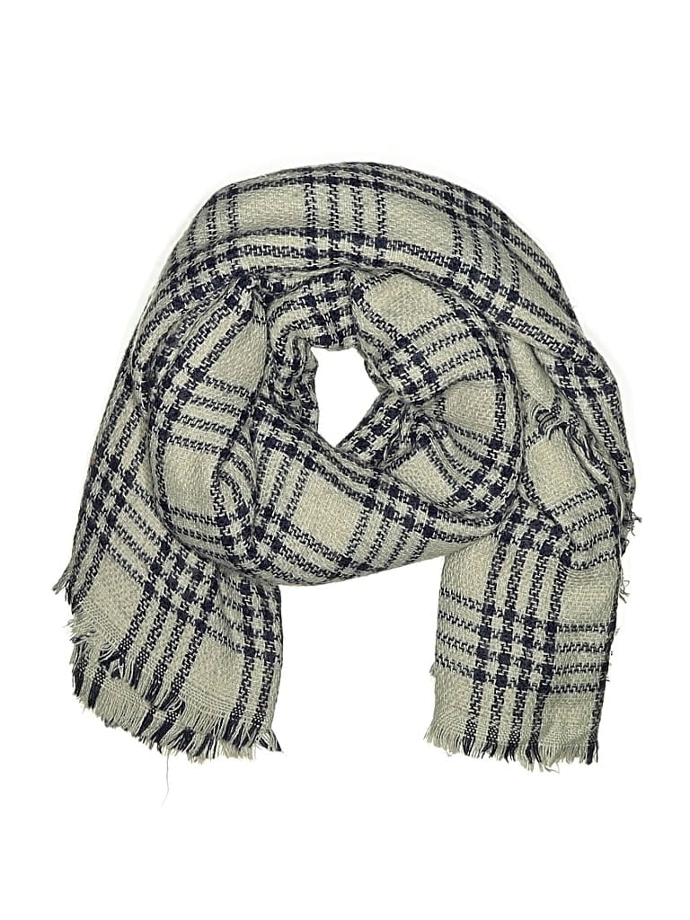 UNBRANDED Pre-owned Scarf In Gray