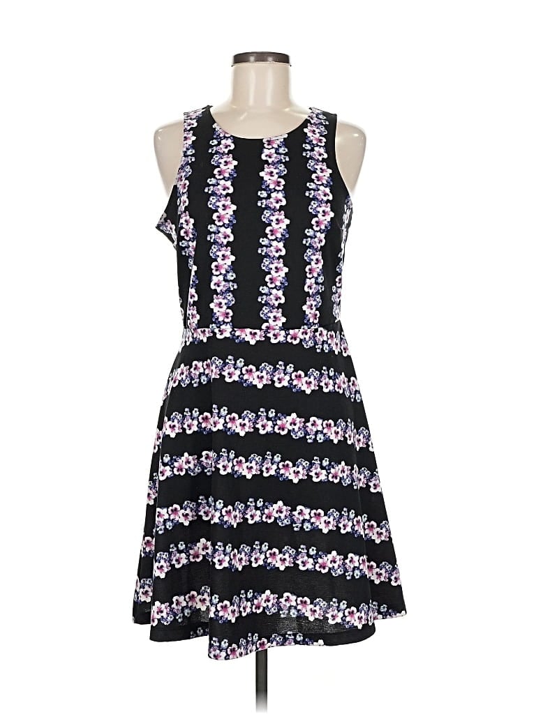 H&M Pre-owned Casual Dress In Black