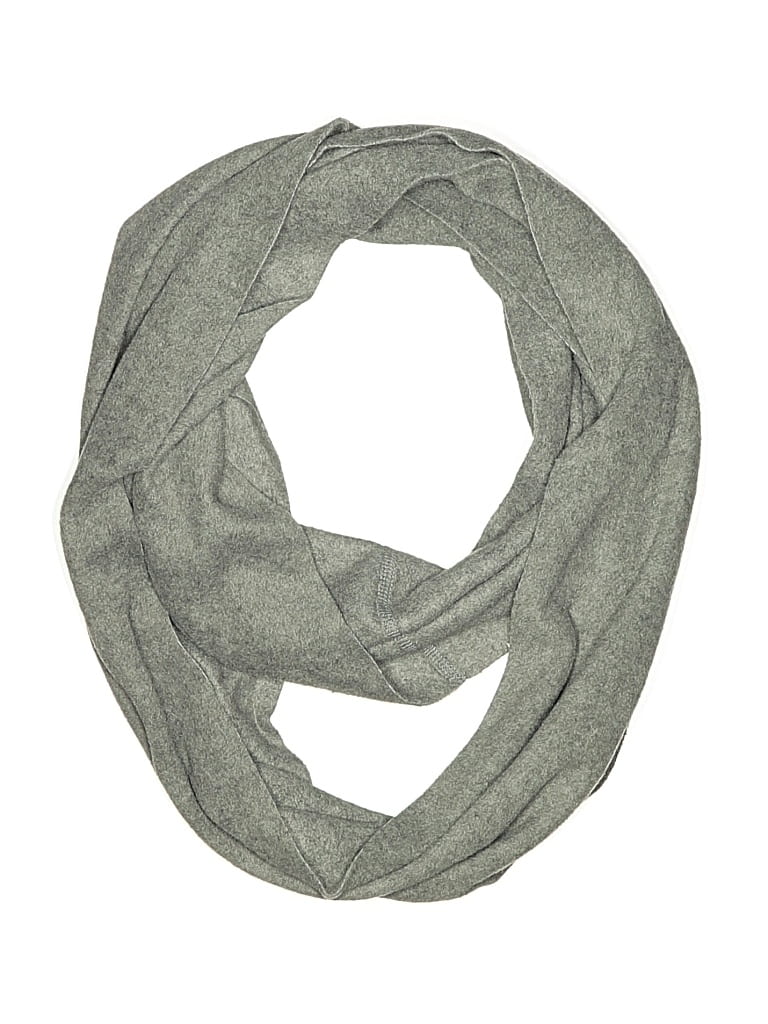 UNBRANDED Pre-owned Scarf In Gray