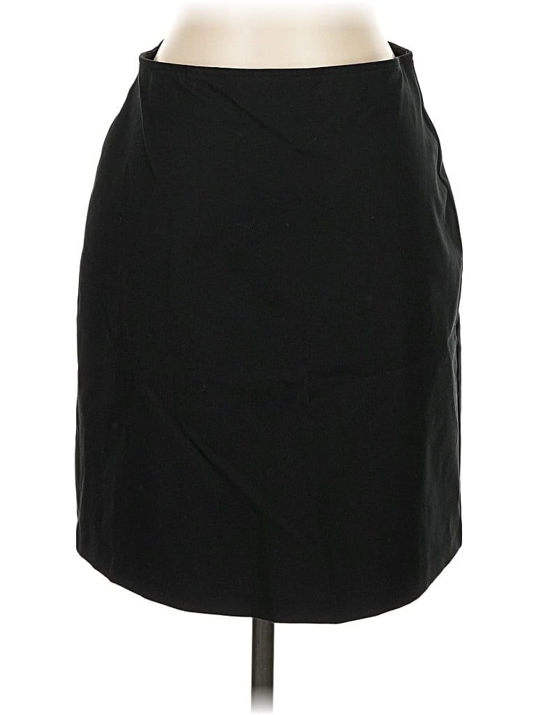Pre-owned Old Navy Casual Skirt In Black