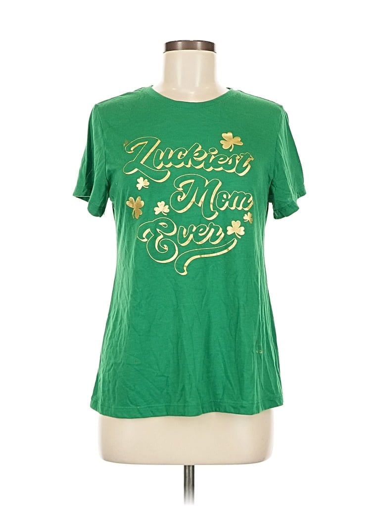 Pre-owned Way To Celebrate! Short Sleeve T-shirt In Green