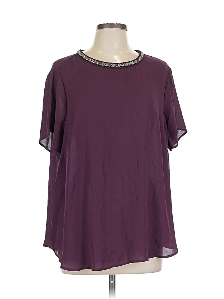 Pre-owned Torrid Short Sleeve Blouse In Burgundy
