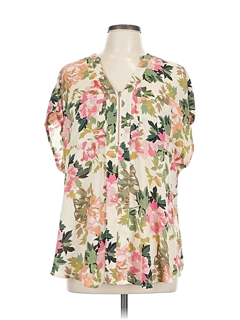 Pre-owned Torrid Short Sleeve Blouse In White