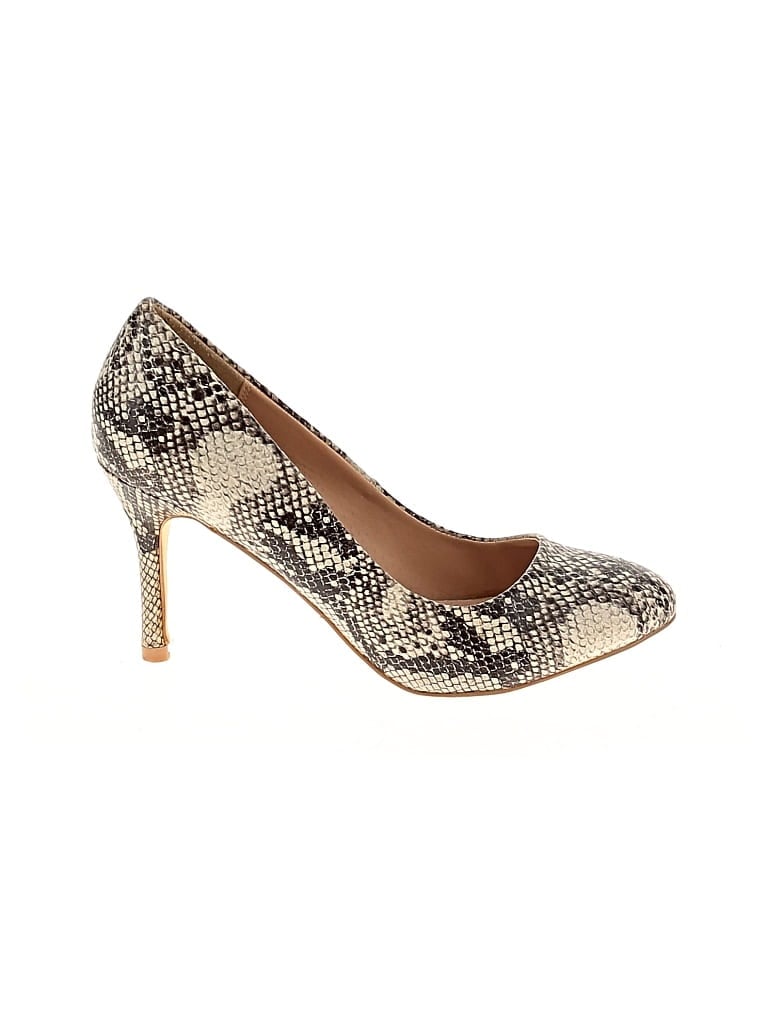 Pre-owned Signature Heels In Black