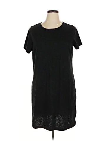 Old Navy Casual Dress (view 1)