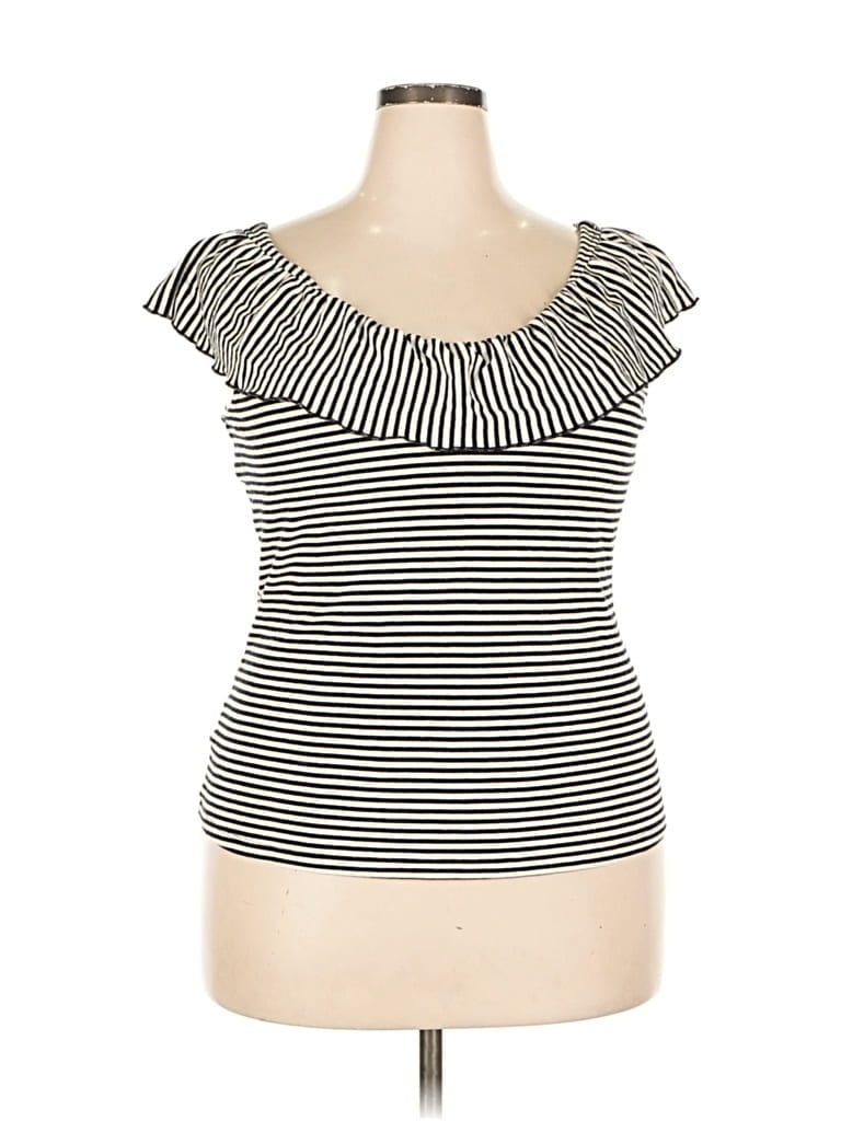 A NEW DAY Pre-owned Short Sleeve Top Black Sweetheart Neckline Tops