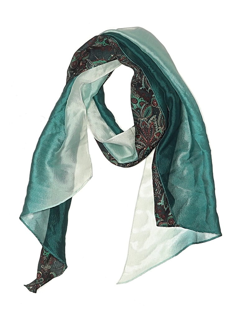 UNBRANDED Pre-owned Scarf In Blue