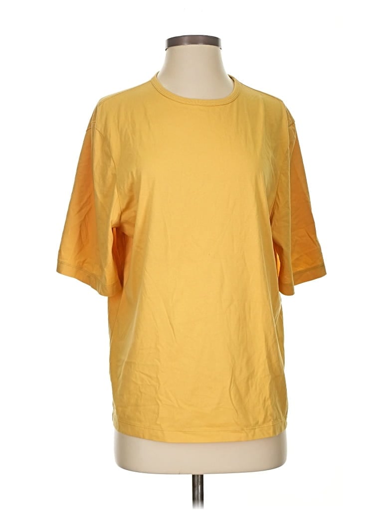 Pre-owned Uniqlo U Short Sleeve T-shirt In Yellow