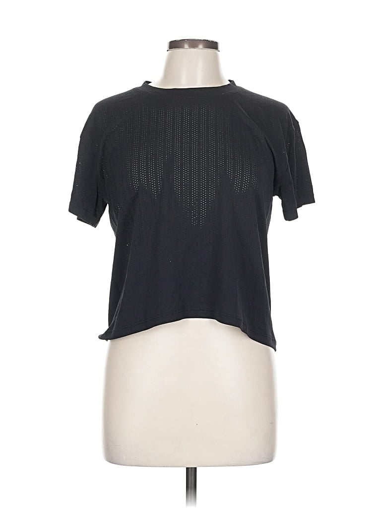 Pre-owned Lululemon Athletica Short Sleeve T-shirt In Black