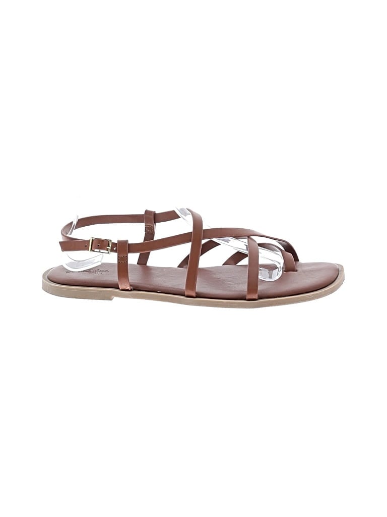 UNIVERSAL THREAD Pre-owned Sandals In Brown