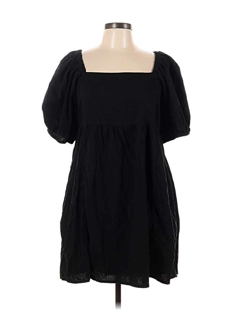 Pre-owned Old Navy Casual Dress In Black