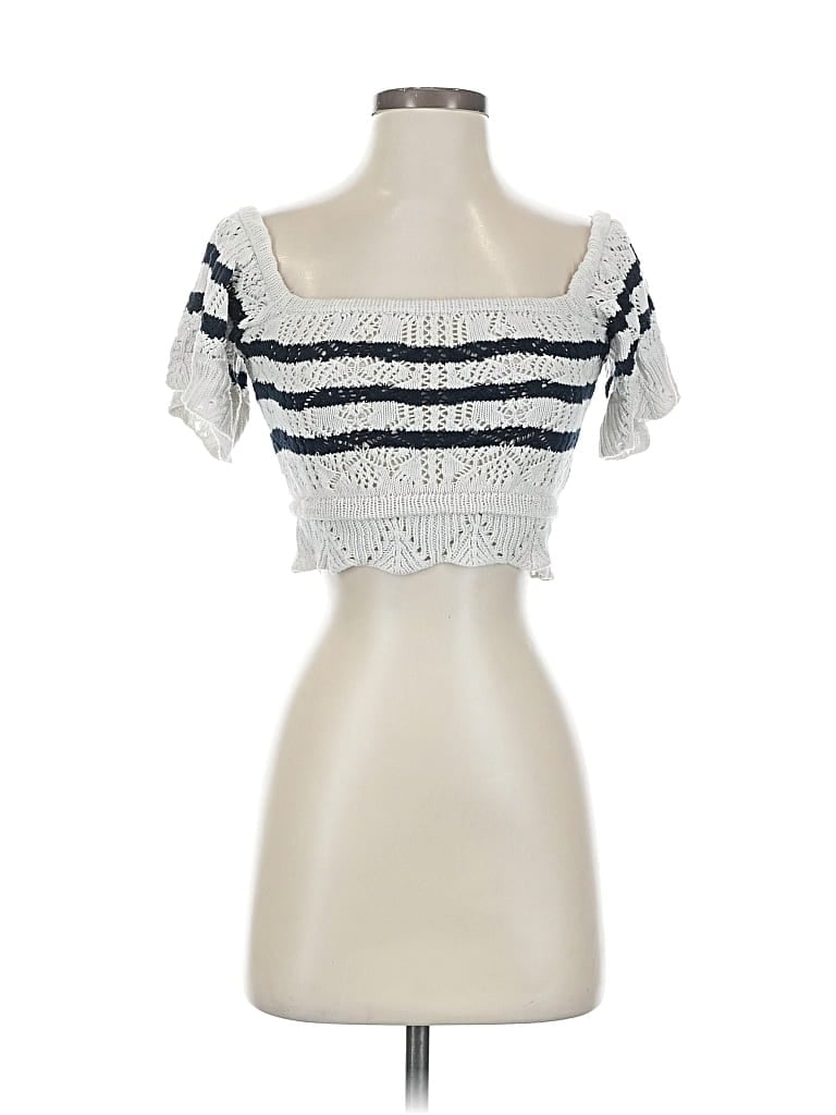 Pre-owned Lulus Short Sleeve Top Silver Sweetheart Neckline Tops