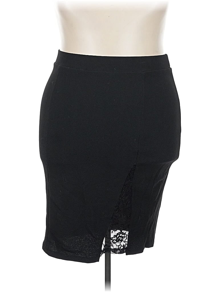 Pre-owned Emery Rose Casual Skirt In Black