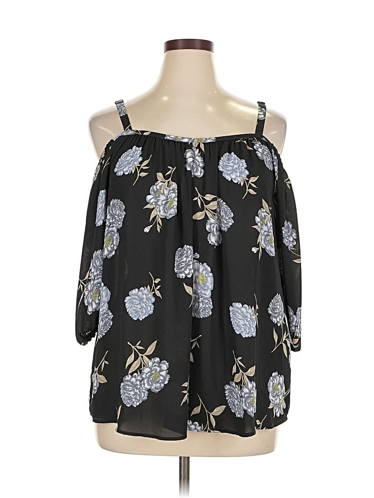Pre-owned Torrid Sleeveless Blouse In Black