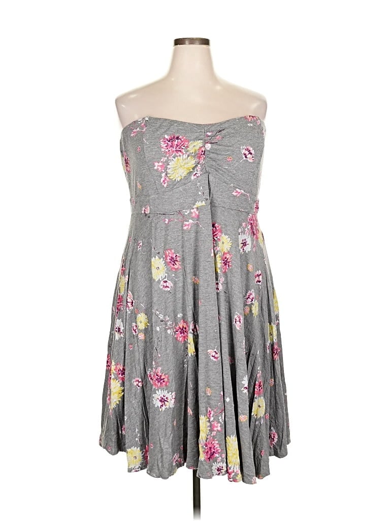 Pre-owned Torrid Casual Dress In Gray