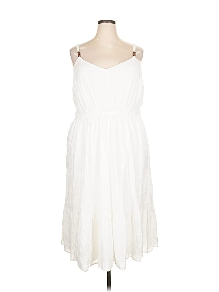 Pre-owned Torrid Casual Dress In White