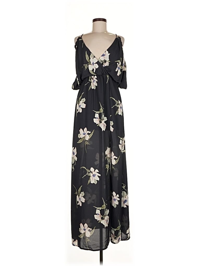 Click to view more detailed imagery on our partner's website Pre-owned Dee Elly Casual Dress In Black