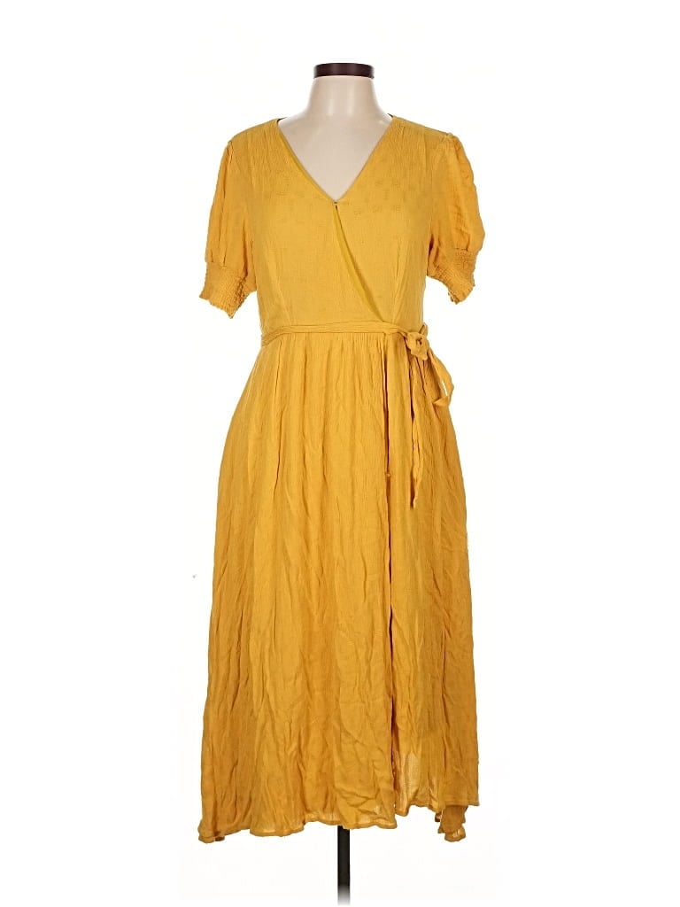 Pre-owned Fashion On Earth Casual Dress In Yellow