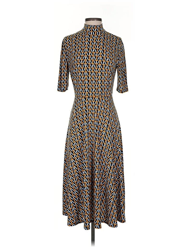 Pre-owned Donna Morgan Casual Dress In Yellow
