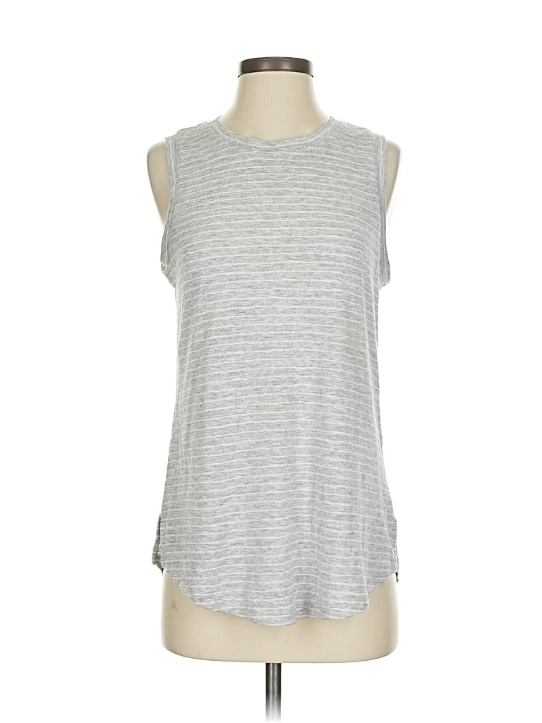 Pre-owned Athleta Sleeveless T-shirt In Silver