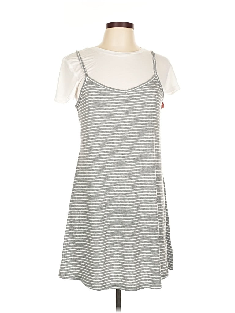 Pre-owned Arizona Jean Company Casual Dress In Gray