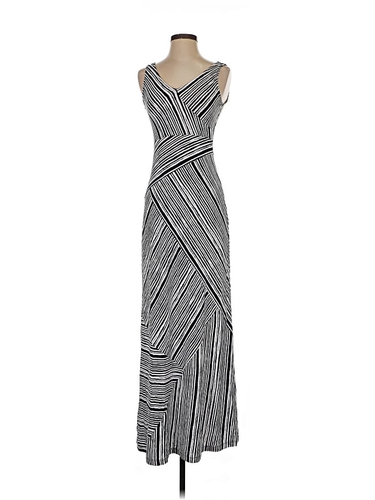 Pre-owned Tommy Bahama Casual Dress In Gray