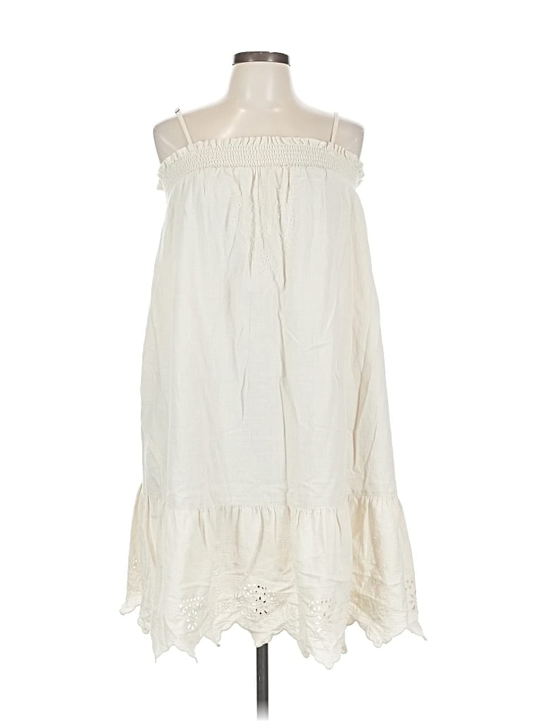 Pre-owned A.n.a. A New Approach Casual Dress In White