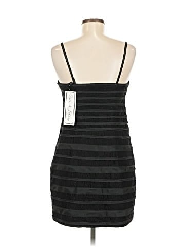 Dave & Johnny by Laura Ryner Sleeveless Top (view 2)