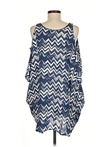 Cool Change 3/4 Sleeve Blouse (view 2)